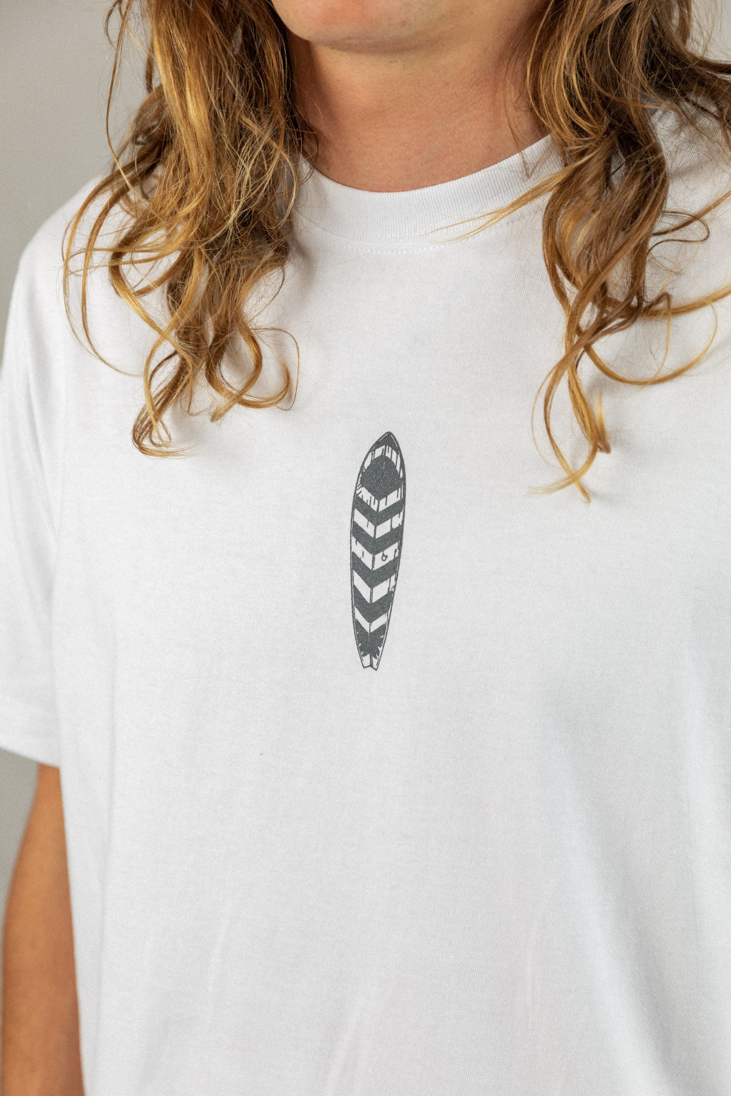Unisex T-shirt surfboard design white